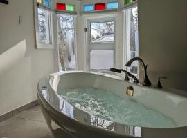 Google Gingerbreadhouse Sunrise Suite, hotel Wolfville-ben