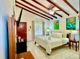 Loma Real Hot Springs Bed & Breakfast, Hotel in Fortuna