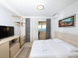 Summer Hotel, hotel a Vlorë