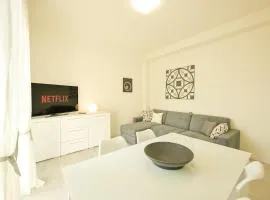 Modern apartment in the heart of Maslianico with Wi-Fi and AC