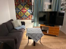 Sentralt og koselig – hotel w mieście Kristiansand