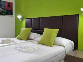 Hu&eacute;spedes Sa Font