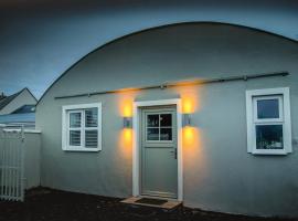 The Piggery Tipperary - Snore By The Nore, hotel din Clonakenny