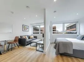 Fantastic Contemporary Studio in East Grinstead