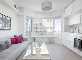 Luxury Condo in the Heart of Yorkville