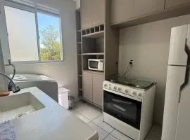 Apartamento com cama king, piscina e excelente localização