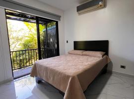 Hospedaje El Lago, Hotel in Coronado