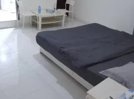 Genius Studio Apartments
