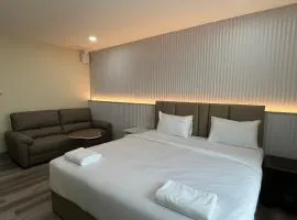 Excel Hotel Bangkok former Sri Krungthep Hotel