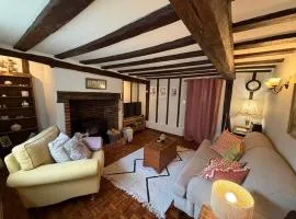 Pretty Cottage in Harleston, dog friendly