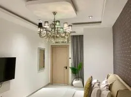 Sujimoto Residence CHRIS BROWN