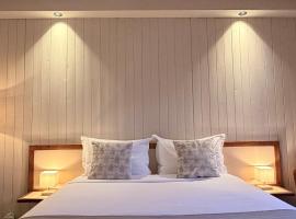 Hôtellerie du Roy, hotel em Sainte-Hélène-sur-Isère