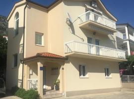 Villa Ivva, hotel em Podaca