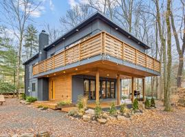 Pine Breeze, hotel a Pocono Pines