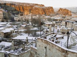 Kayata Cave Suites Special Class، فندق في أوروغوب