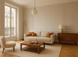 21a Maréchal FOCH Avenue Paris CHAMPS-ELYSÉES