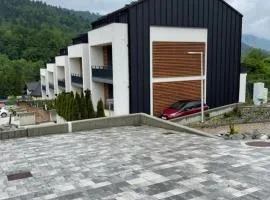 Apartament DOMANIS 2 z widokiem na góry