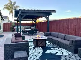 2 Masters, Newly renovated with new furnishings - 4BR 3BA