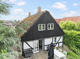 20227-Samso-Byvejen-14，H&aring;rdmark的小屋