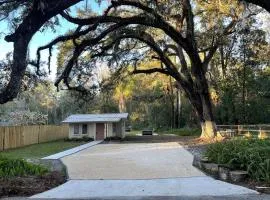 The cottage in Brooksville