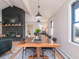 Private Mountain Retreat On 10 Acres The Perfect Family Escape, Hotel in Cheshire