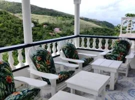 Luxurious Hillside Villa Near Roseau