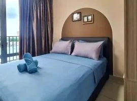 Couple Suite Greenfield 1BR 1BA Near Paradigm Mall