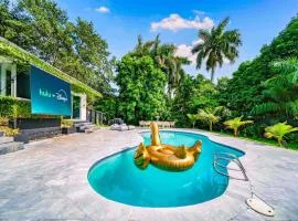 New Villa Jungle Paradise Heated Pool BBQ Soccer