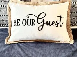 LakefrontEscapePeacefulWinterView