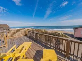 Nautical Endeavors Beach House Steps from Surf