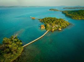 Full Moon Private Island, hotel with parking in Kaoh Sdach