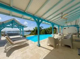 Villa NADIA, Vue de rêve, Piscine, Spa & Sauna