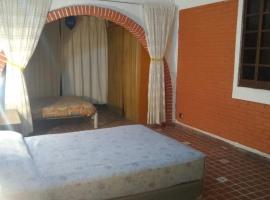 Alberca y jardín Palmeras, hotel di Cuautla Morelos