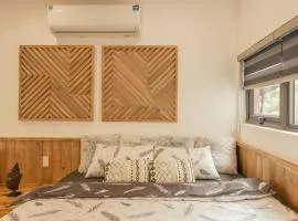 Homestay CHẤT- Lake Side, Self Check Apt