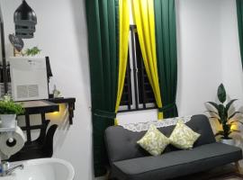 KAMI roomstay, Hotel in Guar Chempedak