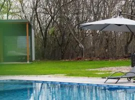 Badash Tiny Village Cozy Tiny House Piscina & BBQ in Natura