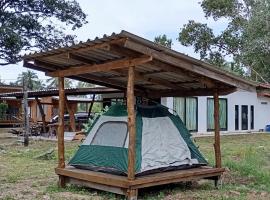 อ่าวนุ่นแค้มปิ้ง Awnon Camping, Awnon Bay at Time Travel Club – hotel w mieście Ban Pak Ba Ra