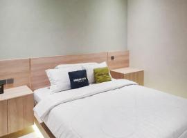 Urbanview Hotel Tentrem 2 near Alun Alun Blora, hotel em Blora