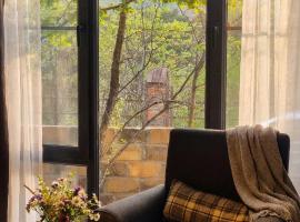 Villa Chill out Zone, entire home , дом целиком,designed by Khi, viešbutis mieste Diližanas