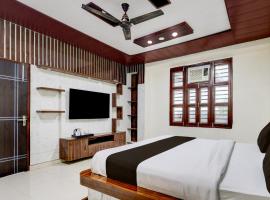 Super Townhouse Sheesh Mahal Farrukh Nagar, Hotel in Farrukhnagar