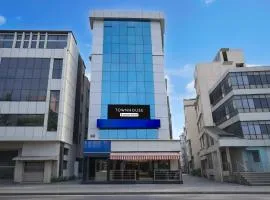 Townhouse Richmond MG Road Metro Formerly Richmond Residency