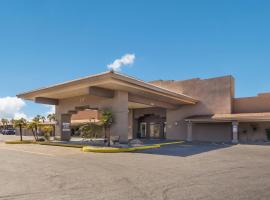 Quality Inn & Suites Lake Havasu City