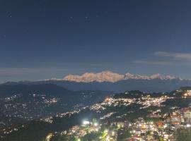 Tholangi Homes, hotell i Darjeeling