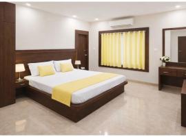 Hotel Varun Seaqueen Inn Residency Near Sea Beach # Fully Air conditioned Rooms -Wifi and Restaurant, Parking Facilities, Premium Hotel, hotel em Puri