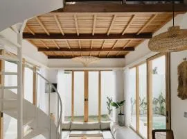 Palm Valley Loft