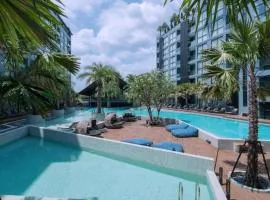 Relax at CTG L702-3 - Kamala Health Complex