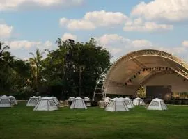 Xishuangbanna Peacock Valley Hot Spring VILLA Resort