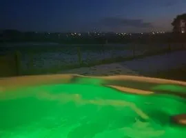 Bowland Breaks-A Luxury Barn Conversion with Optional Hot Tub, Log burner and countryside views