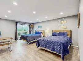 Sea Treasures Inn #210