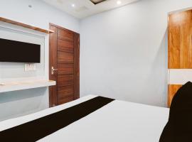 Hotel O ONYX RESTRO & HOTEL, hotel em Ghaziabad